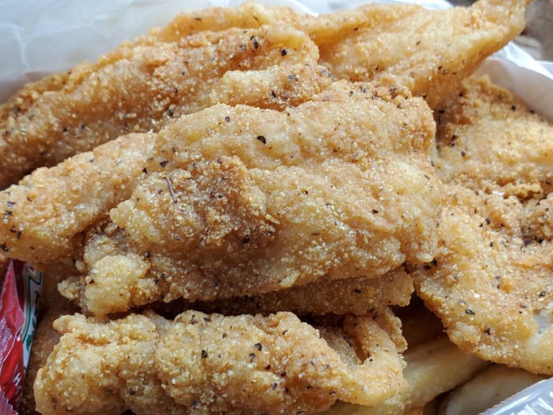 Catfish Floyd's food